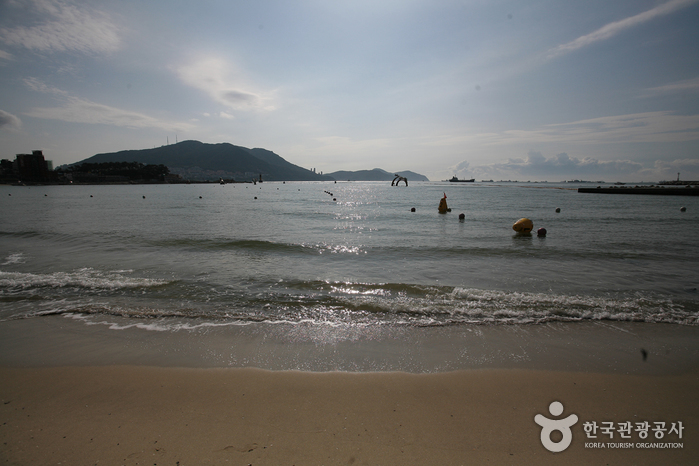 Coastal scenery at Songdo Beach